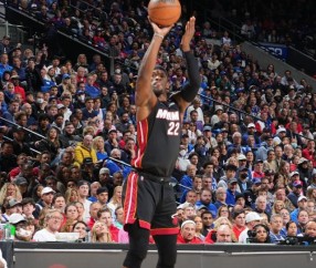 网上百家乐官网-两战73分无力回天 巴特勒再次扮演孤胆英雄