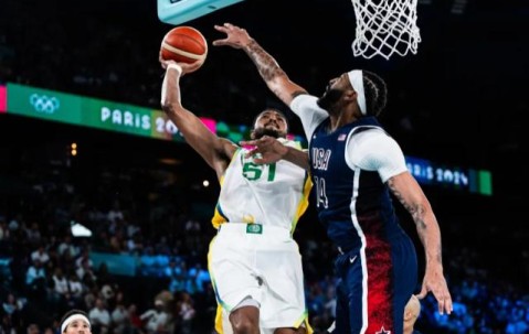 网上百家乐官方网站-巴西杜兰特辅佐库里？打美国轰30+6，试训勇士抢位