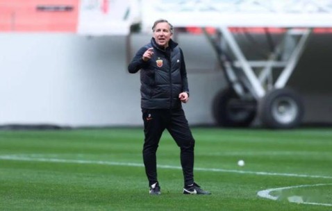 网上百家乐平台-海港欲用攻势足球诠释榜首战 哈维尔：此仗就要3分