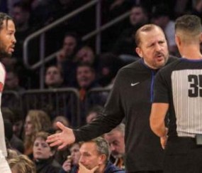 网上百家乐官网-走步与翻腕吹判大幅度增加 联盟为何狠抓基本功？